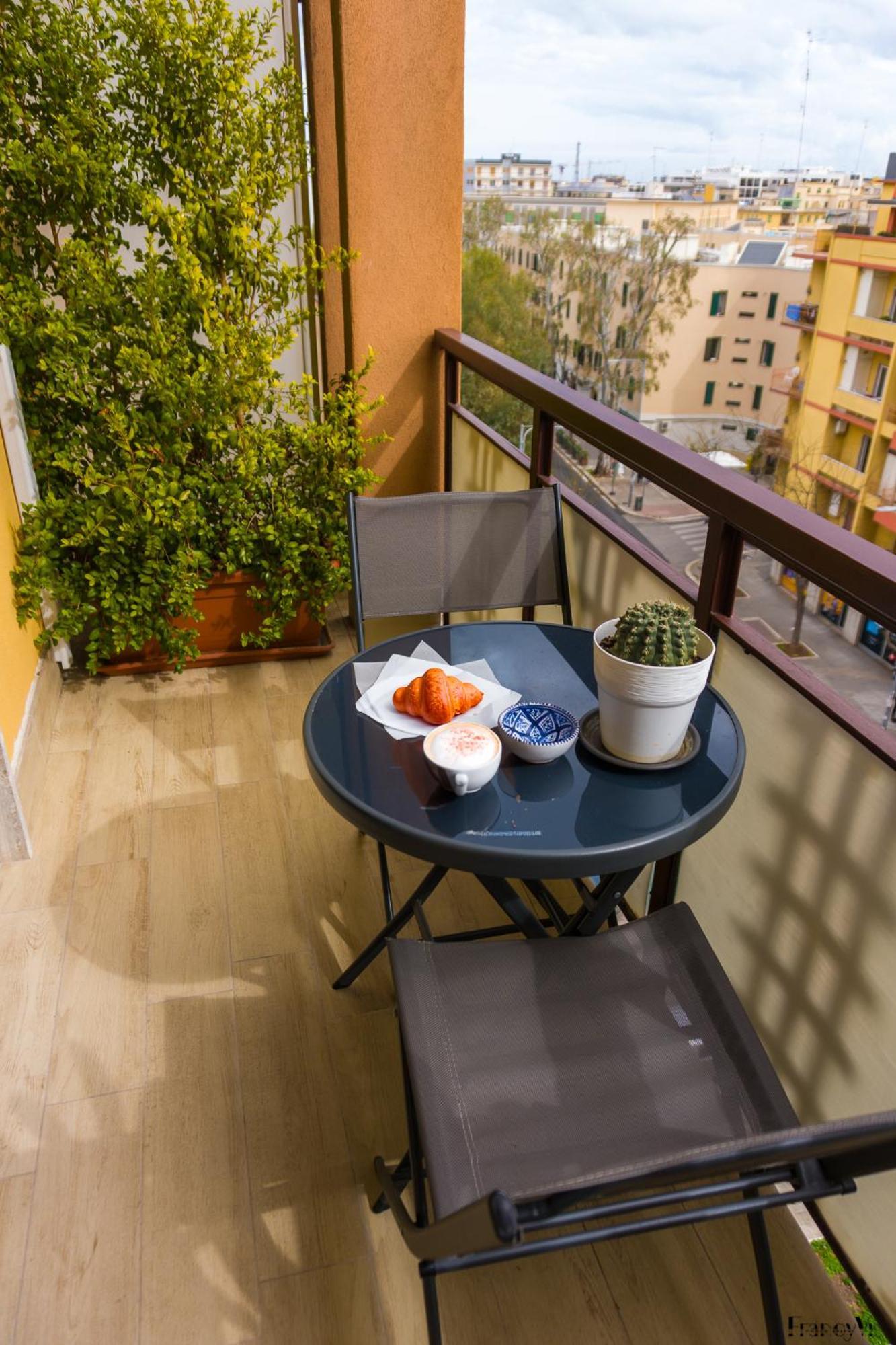 Casina Mia,Viale Orazio Flacco 5 Policlinico Bari Exteriör bild